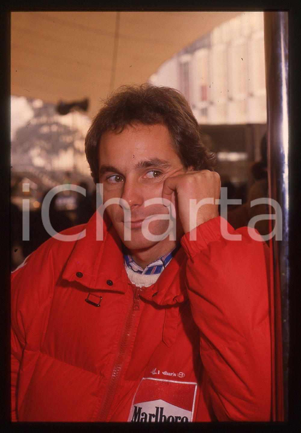 Gerhard BERGER - F1 Pilota scuderia FERRARI - 1995 ca 35 mm vintage slide 27 Diapositiva d'epoca, in formato 35 mm.CONDIZIONI: GOODE' severamente vietata la riproduzione. Tutti i diritti sono riservati.ICharta mette in vendita, sul negozio eBay e in esclusiva sul sito "icharta" il proprio archivio composto da numerose diapositive e negativi fotografici d'epoca, tutti originali e autentici, che attraversano la storia del costume italiano tra gli la fine degli anni Sessanta e Novanta.Si tratta di uno sguardo inedito sull'attualità, la politica, la vita quotidiana, il gossip e la cultura, che fotografa il cambiamento della nazione in quest'ultimo scorcio del XX secolo. Un'occasione unica per il mercato del collezionismo, che vede finalmente disponibile un archivio eccezionale per vastità, tematiche e condizioni, in un settore (il negativo fotografico e la diapositiva) di assoluta novità e dalle interessanti prospettive di investimento.  GOOD/buono   originale e autentica 1