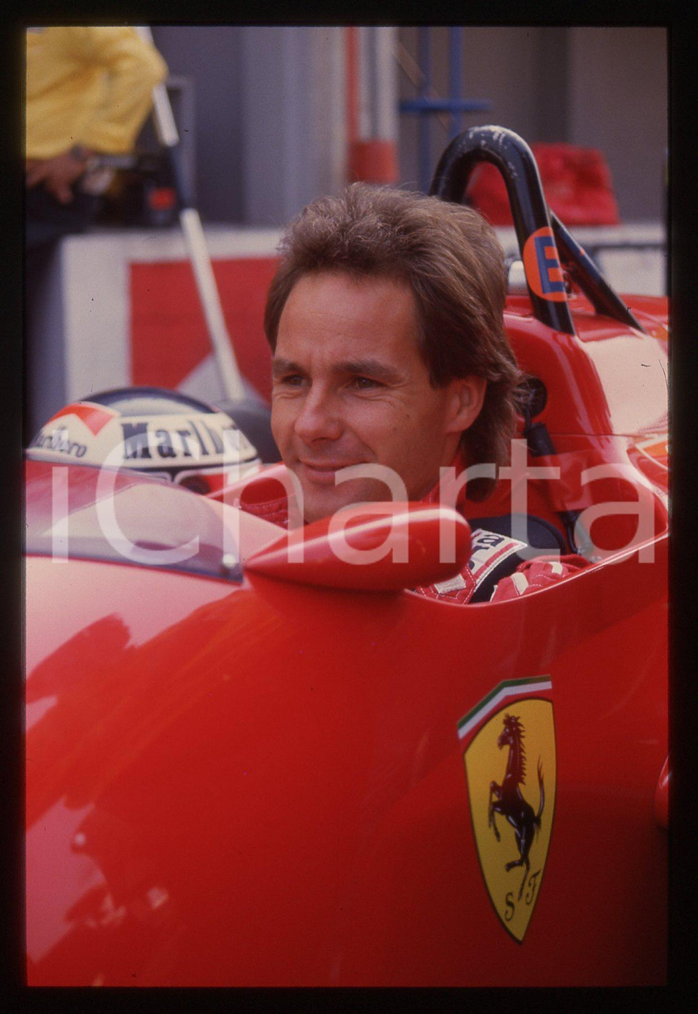 Gerhard BERGER - F1 Pilota scuderia FERRARI - 1995 ca 35 mm vintage slide 28 Diapositiva d'epoca, in formato 35 mm.CONDIZIONI: GOODE' severamente vietata la riproduzione. Tutti i diritti sono riservati.ICharta mette in vendita, sul negozio eBay e in esclusiva sul sito "icharta" il proprio archivio composto da numerose diapositive e negativi fotografici d'epoca, tutti originali e autentici, che attraversano la storia del costume italiano tra gli la fine degli anni Sessanta e Novanta.Si tratta di uno sguardo inedito sull'attualità, la politica, la vita quotidiana, il gossip e la cultura, che fotografa il cambiamento della nazione in quest'ultimo scorcio del XX secolo. Un'occasione unica per il mercato del collezionismo, che vede finalmente disponibile un archivio eccezionale per vastità, tematiche e condizioni, in un settore (il negativo fotografico e la diapositiva) di assoluta novità e dalle interessanti prospettive di investimento.  GOOD/buono   originale e autentica 1