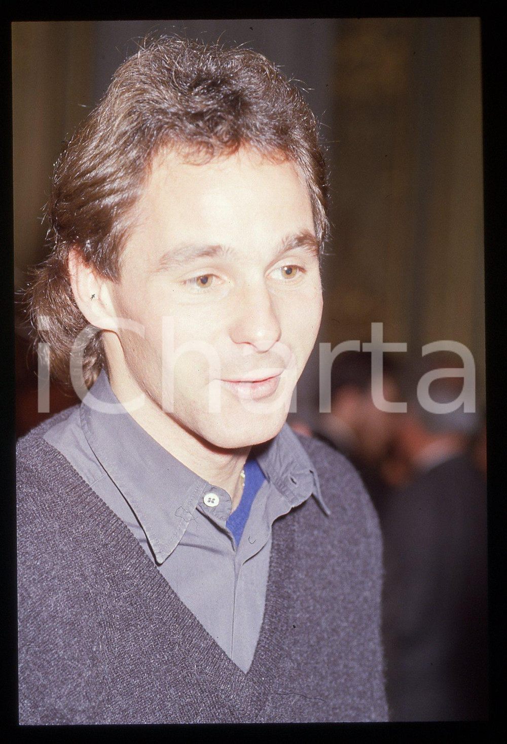 Gerhard BERGER - F1 Pilota scuderia FERRARI - 1995 ca 35 mm vintage slide 54 Diapositiva d'epoca, in formato 35 mm.CONDIZIONI: GOODE' severamente vietata la riproduzione. Tutti i diritti sono riservati.ICharta mette in vendita, sul negozio eBay e in esclusiva sul sito "icharta" il proprio archivio composto da numerose diapositive e negativi fotografici d'epoca, tutti originali e autentici, che attraversano la storia del costume italiano tra gli la fine degli anni Sessanta e Novanta.Si tratta di uno sguardo inedito sull'attualità, la politica, la vita quotidiana, il gossip e la cultura, che fotografa il cambiamento della nazione in quest'ultimo scorcio del XX secolo. Un'occasione unica per il mercato del collezionismo, che vede finalmente disponibile un archivio eccezionale per vastità, tematiche e condizioni, in un settore (il negativo fotografico e la diapositiva) di assoluta novità e dalle interessanti prospettive di investimento.  GOOD/buono   originale e autentica 1