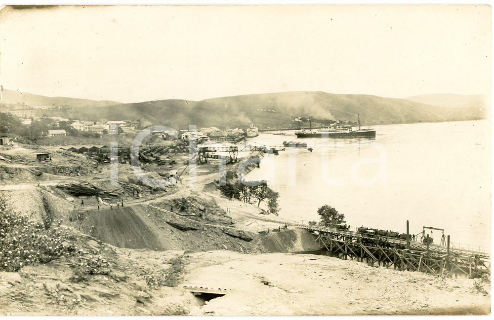 1930 ca CONGO BELGE - Port en activitÃ© - Bateaux - Photo ANIMEE 14x9 cm Fotografia d'epoca, in formato cartolina postale. FAIR/discreto residui cartacei al verso Formato: 14x9 cm originale e autentica 1