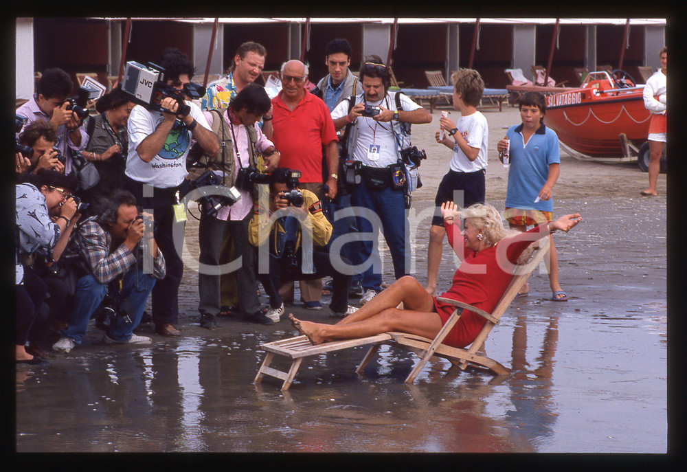 Fotografia d epoca originale Sandra MILO al Lido  Mostra del Cinema di VENEZIA 1990 35mm vintage slide 12 1