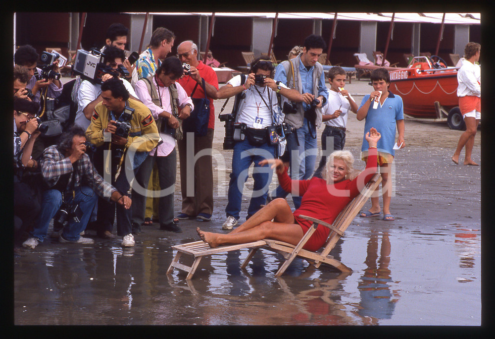 Fotografia d epoca originale Sandra MILO al Lido  Mostra del Cinema di VENEZIA 1990 35mm vintage slide 11 1