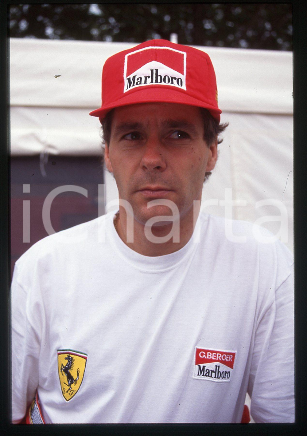 Gerhard BERGER - F1 Pilota scuderia FERRARI - 1995 ca 35 mm vintage slide 84 Diapositiva d'epoca, in formato 35 mm.CONDIZIONI: GOODE' severamente vietata la riproduzione. Tutti i diritti sono riservati.ICharta mette in vendita, sul negozio eBay e in esclusiva sul sito "icharta" il proprio archivio composto da numerose diapositive e negativi fotografici d'epoca, tutti originali e autentici, che attraversano la storia del costume italiano tra gli la fine degli anni Sessanta e Novanta.Si tratta di uno sguardo inedito sull'attualità, la politica, la vita quotidiana, il gossip e la cultura, che fotografa il cambiamento della nazione in quest'ultimo scorcio del XX secolo. Un'occasione unica per il mercato del collezionismo, che vede finalmente disponibile un archivio eccezionale per vastità, tematiche e condizioni, in un settore (il negativo fotografico e la diapositiva) di assoluta novità e dalle interessanti prospettive di investimento.  GOOD/buono   originale e autentica 1