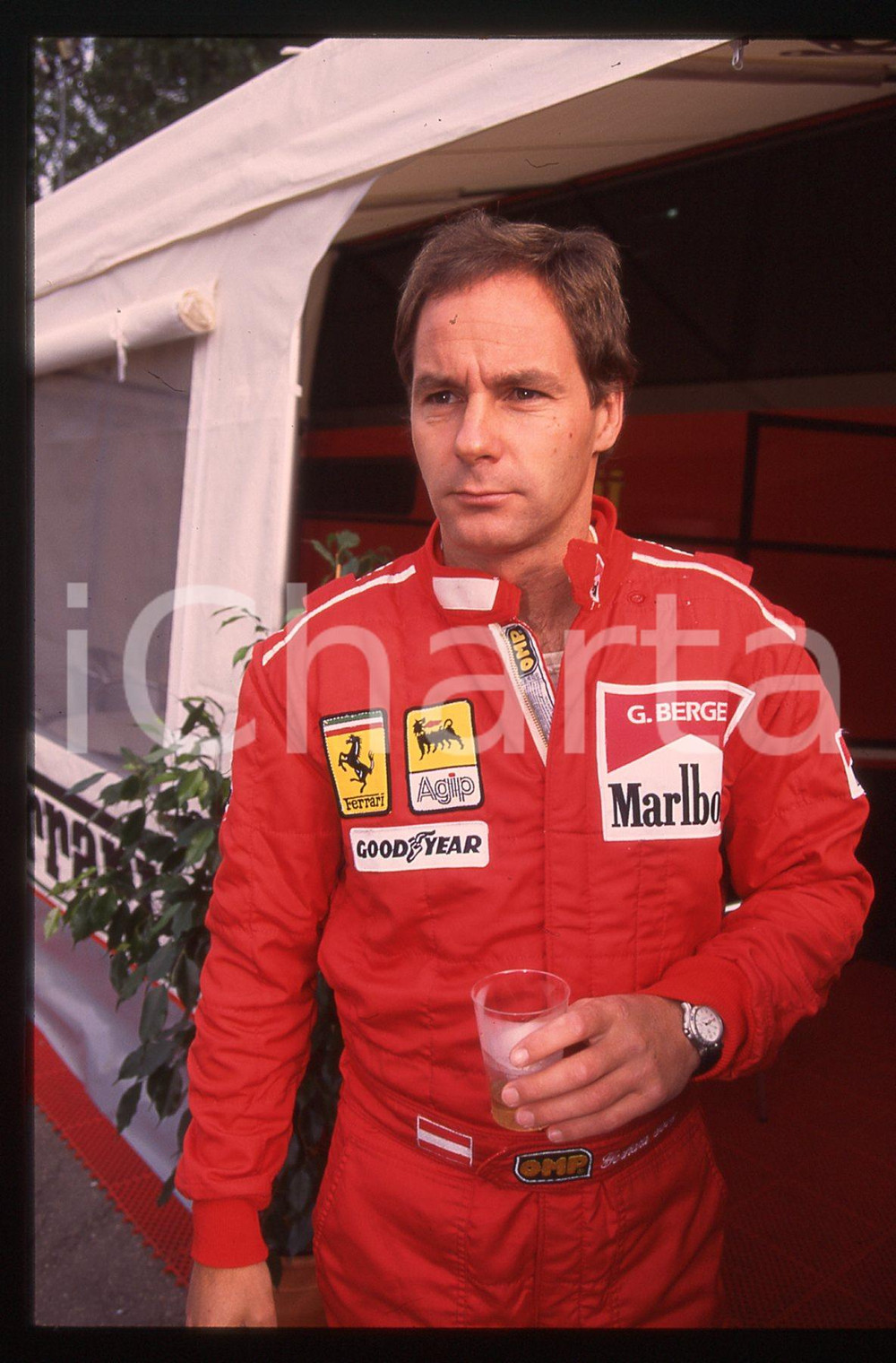 Gerhard BERGER - F1 Pilota scuderia FERRARI - 1995 ca 35 mm vintage slide 82 Diapositiva d'epoca, in formato 35 mm.CONDIZIONI: GOODE' severamente vietata la riproduzione. Tutti i diritti sono riservati.ICharta mette in vendita, sul negozio eBay e in esclusiva sul sito "icharta" il proprio archivio composto da numerose diapositive e negativi fotografici d'epoca, tutti originali e autentici, che attraversano la storia del costume italiano tra gli la fine degli anni Sessanta e Novanta.Si tratta di uno sguardo inedito sull'attualità, la politica, la vita quotidiana, il gossip e la cultura, che fotografa il cambiamento della nazione in quest'ultimo scorcio del XX secolo. Un'occasione unica per il mercato del collezionismo, che vede finalmente disponibile un archivio eccezionale per vastità, tematiche e condizioni, in un settore (il negativo fotografico e la diapositiva) di assoluta novità e dalle interessanti prospettive di investimento.  GOOD/buono   originale e autentica 1