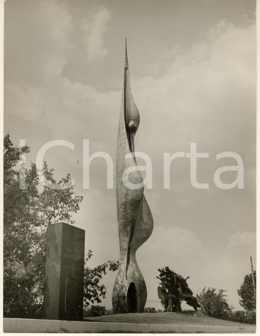 Fotografia d epoca originale 1974 ROMA Monumento a Giacomo MATTEOTTI  Jorio VIVARELLI Foto 18x24 cm 3 1