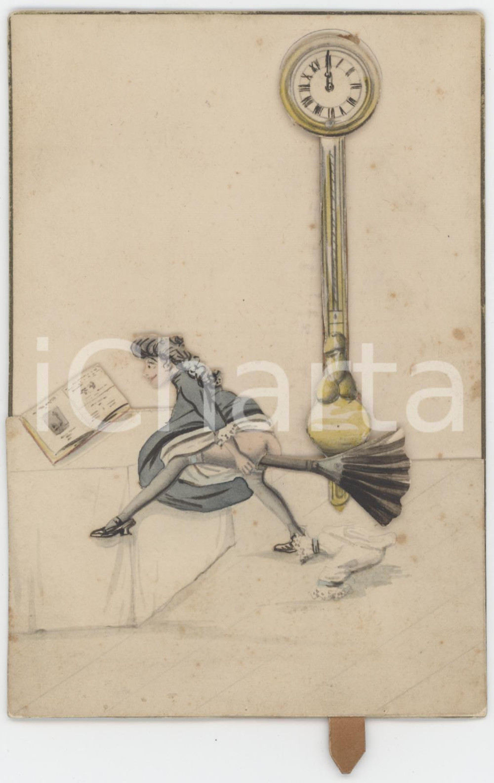 1910 ca COSTUME Donna con la scopa - Biglietto con meccanismo RARO  Biglietto originale d'epoca, con striscia di cartoncino che consente il movimento della scopa. FAIR/discreto lievi fioriture Formato: 9x14 cm originale e autentica 1