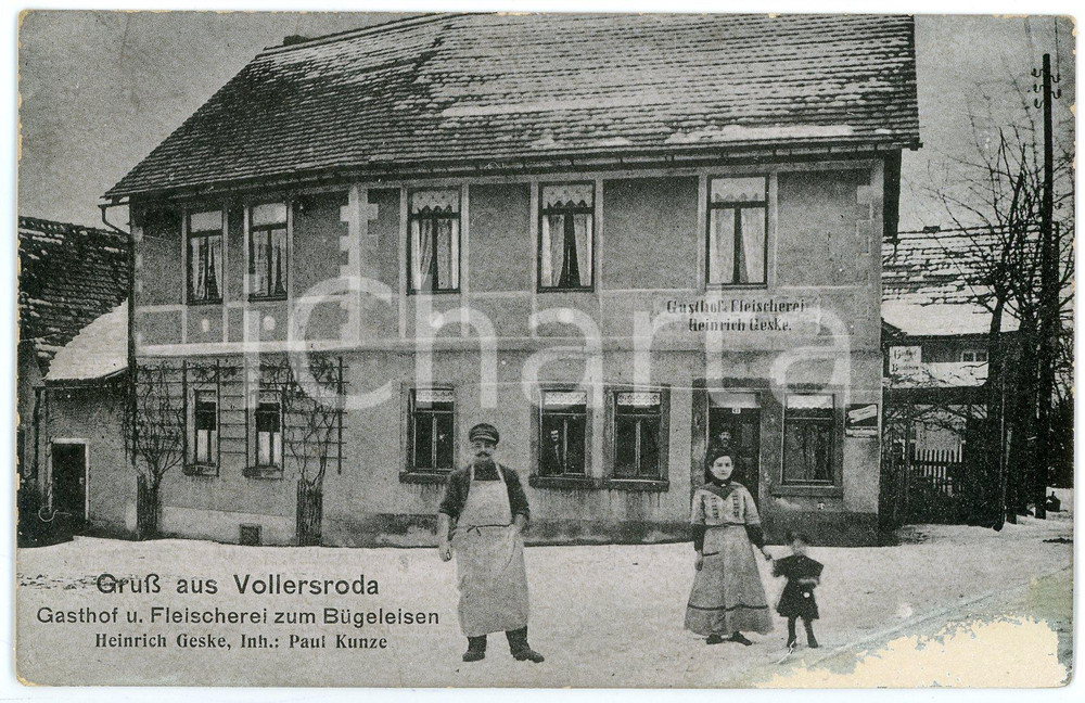 1910 VOLLERSRODA Gasthof u. Fleischerei zum BÃ¼geleisen Heinrich GESKE Postcard Cartolina postale, non viaggiata.  VERY POOR/gravemente danneggiato Lievi smussature agli angoli, estesa abrasione all'angolo inferiore destro FORMATO: FP originale e autentica 1