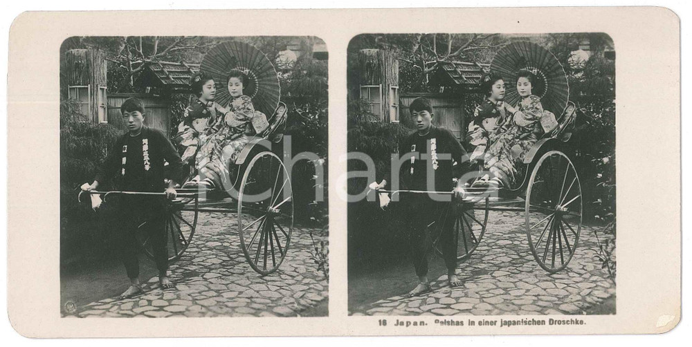 1910 ca JAPAN - Geishas in einer japanischen Droschke - ETHNIC Stereoview n° 16  Fotografia stereoscopica d'epoca.EDITORE: NPG  GOOD/buono  Formato: 18x9 cm originale e autentica 1
