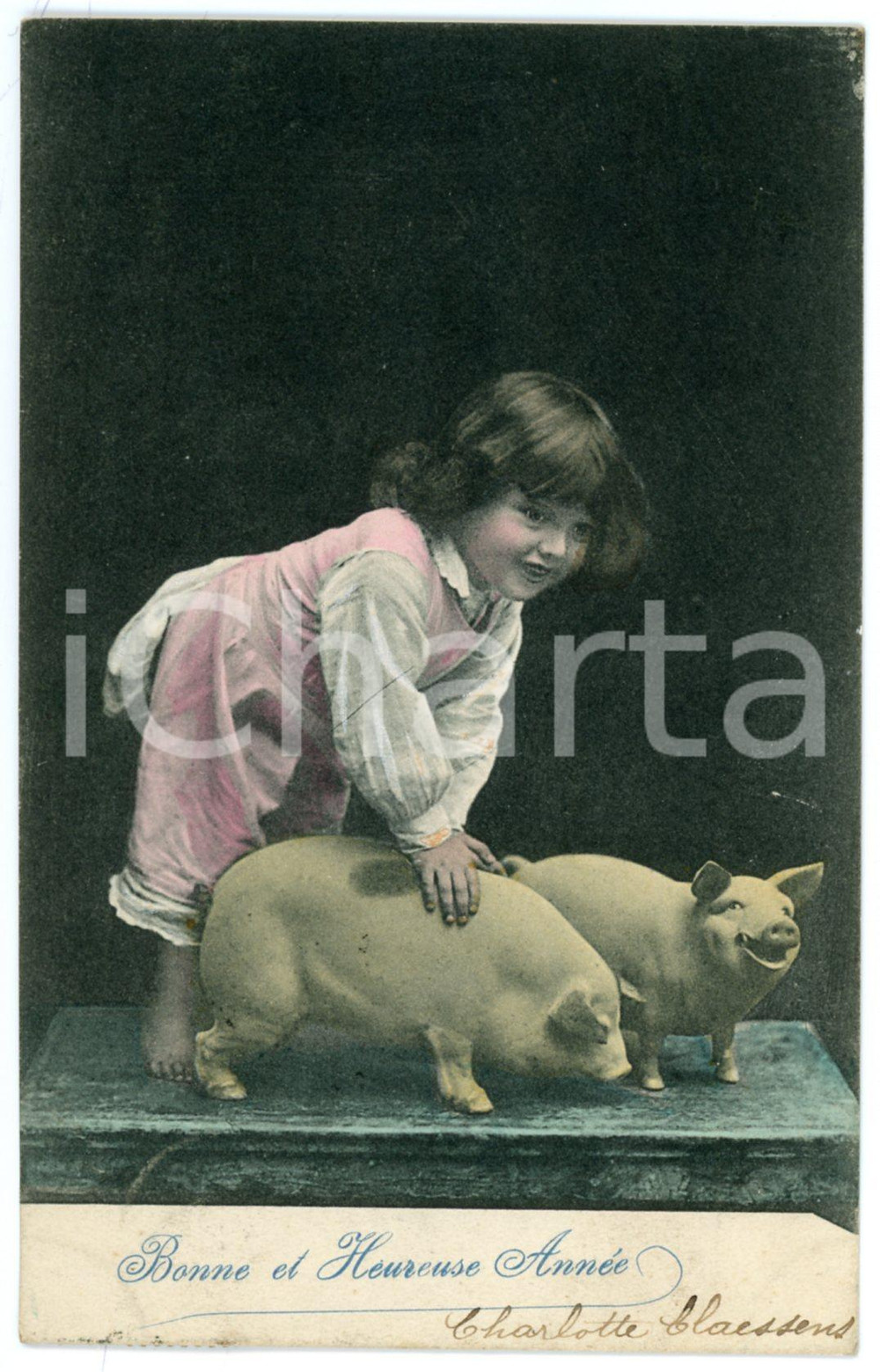 1905 ca BONNE ANNEE Little girl with pigs - Vintage postcard Cromolitografia  Cartolina postale d'epoca, viaggiata.CONDIZIONI: GFORMATO: FP    originale e autentica 1
