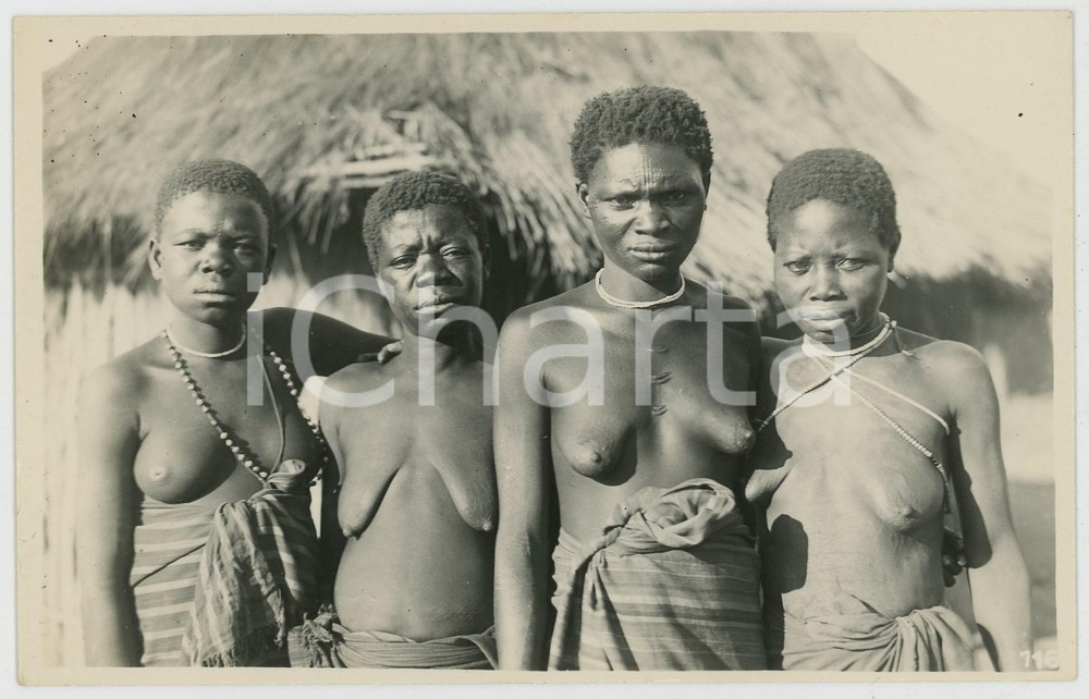 1910 ca AFRIQUE Filles indigéne NU ETHNIQUE Carte Postale FP NV  Cartolina postale d'epoca, non viaggiata.CONDIZIONI: GFORMATO: FP    originale e autentica 1