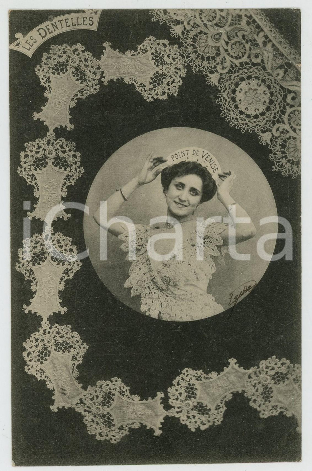 1902 LES DENTELLES Point de Venise - Dentellière - Lace - French postcard  Cartolina postale d'epoca, viaggiata.CONDIZIONI: POOR (evidente piega all'angolo superiore destro)FORMATO: FP    originale e autentica 1
