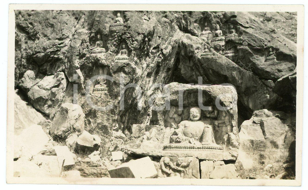 1935 ca CINA Parco archeologico - Statua di BUDDHA Foto 11x6 cm Fotografia d'epoca. GOOD/buono  Formato: 11x6 cm originale e autentica 1