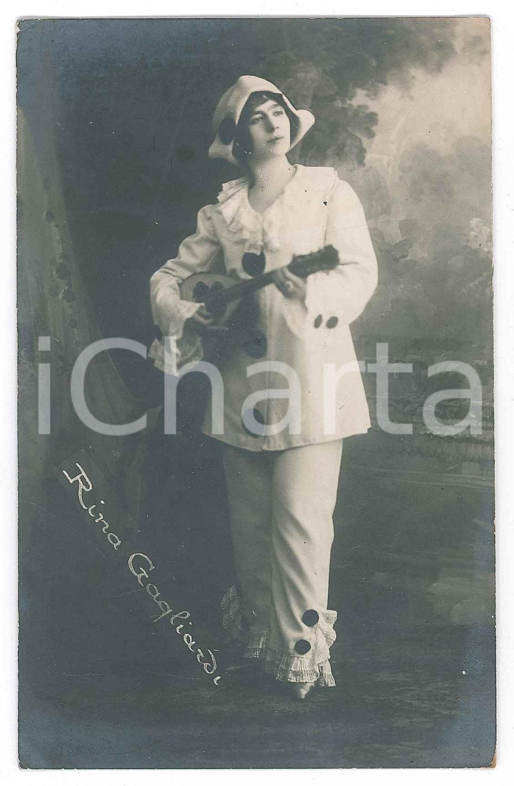 1920 ca FIRENZE - VARIETA' - Rina GAGLIARDI Pierrot - Foto RARA 9x14 cm Fotografia seriale d'epoca, in formato cartolina postale.FOTOGRAFO: Moretti - Firenze GOOD/buono  Formato: 9x14 cm originale e autentica 1
