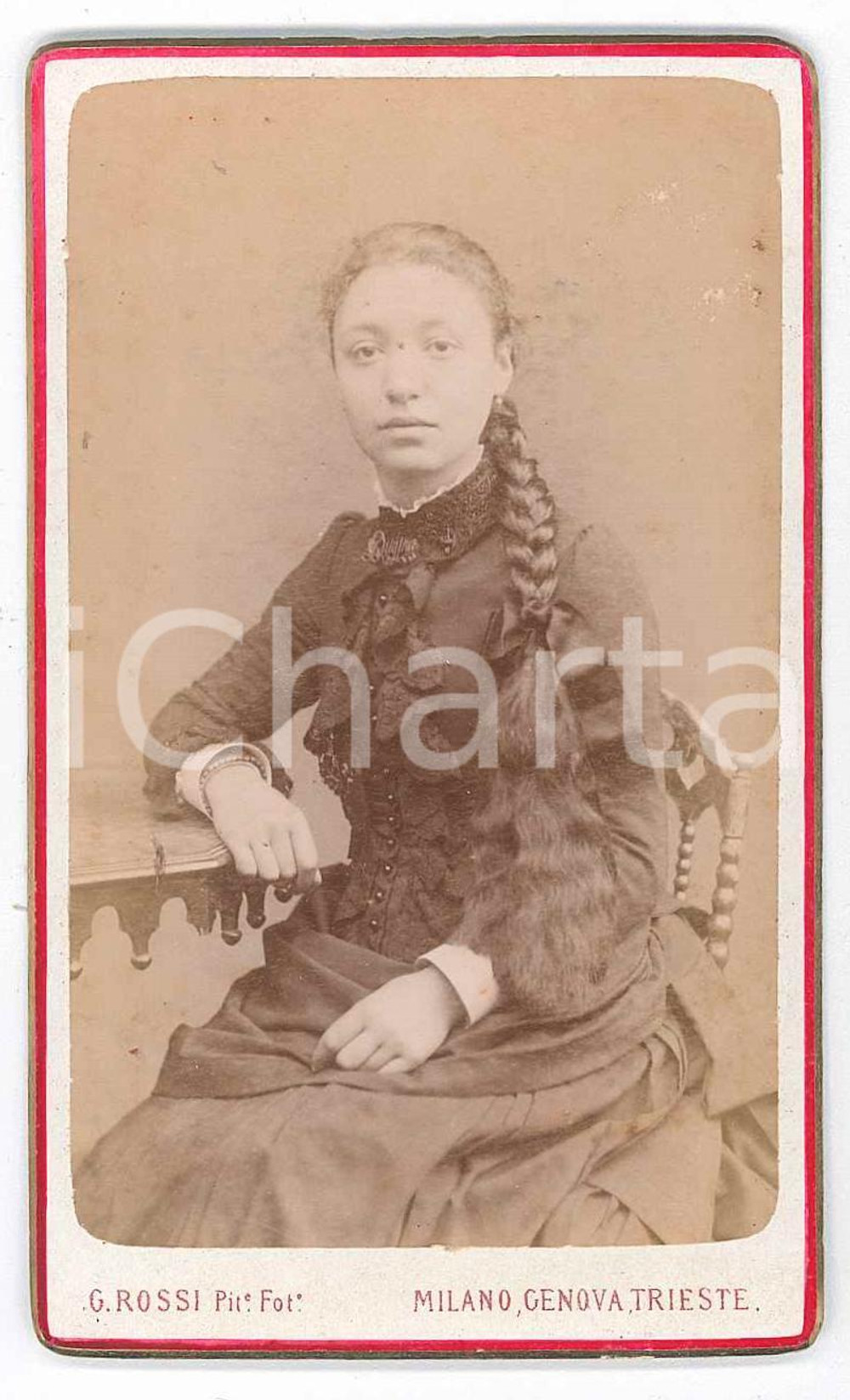 1890 ca MILANO Ritratto di ragazza con lunga treccia - Foto Giulio ROSSI - CDV Fotografia d'epoca, montata su cartoncino rigido. GOOD/buono  Formato: 6x10 cm originale e autentica 1