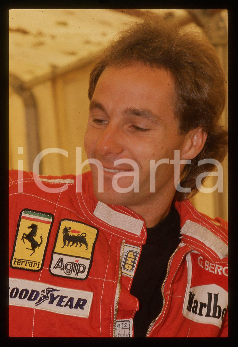 Gerhard BERGER - F1 Pilota scuderia FERRARI - 1995 ca 35 mm vintage slide 146 Diapositiva d'epoca, in formato 35 mm.CONDIZIONI: GOODE' severamente vietata la riproduzione. Tutti i diritti sono riservati. ICharta mette in vendita, sul negozio eBay e in esclusiva sul sito "icharta" il proprio archivio composto da numerose diapositive e negativi fotografici d'epoca, tutti originali e autentici, che attraversano la storia del costume italiano tra gli la fine degli anni Sessanta e Novanta.Si tratta di uno sguardo inedito sull'attualità, la politica, la vita quotidiana, il gossip e la cultura, che fotografa il cambiamento della nazione in quest'ultimo scorcio del XX secolo. Un'occasione unica per il mercato del collezionismo, che vede finalmente disponibile un archivio eccezionale per vastità, tematiche e condizioni, in un settore (il negativo fotografico e la diapositiva) di assoluta novità e dalle interessanti prospettive di investimento.  GOOD/buono   originale e autentica 1