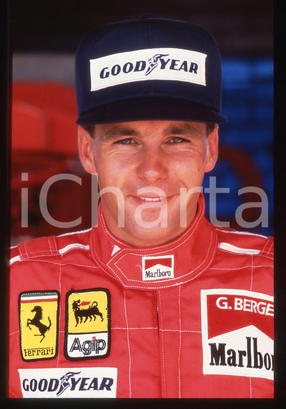 Gerhard BERGER - F1 Pilota scuderia FERRARI - 1995 ca 35 mm vintage slide 153 Diapositiva d'epoca, in formato 35 mm.CONDIZIONI: GOODE' severamente vietata la riproduzione. Tutti i diritti sono riservati. ICharta mette in vendita, sul negozio eBay e in esclusiva sul sito "icharta" il proprio archivio composto da numerose diapositive e negativi fotografici d'epoca, tutti originali e autentici, che attraversano la storia del costume italiano tra gli la fine degli anni Sessanta e Novanta.Si tratta di uno sguardo inedito sull'attualità, la politica, la vita quotidiana, il gossip e la cultura, che fotografa il cambiamento della nazione in quest'ultimo scorcio del XX secolo. Un'occasione unica per il mercato del collezionismo, che vede finalmente disponibile un archivio eccezionale per vastità, tematiche e condizioni, in un settore (il negativo fotografico e la diapositiva) di assoluta novità e dalle interessanti prospettive di investimento.  GOOD/buono   originale e autentica 1