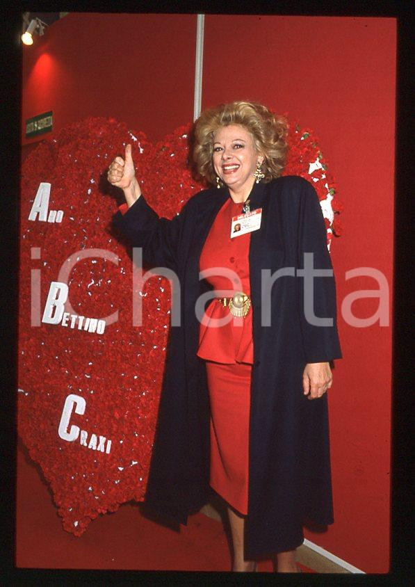 Fotografia d epoca originale Sandra MILO Amo Bettino CRAXI RIMINI Congresso PSI  1987 35mm vintage slide 1