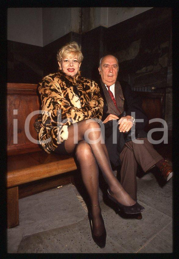 Fotografia d epoca originale Sandra MILO Armando CILLARIO Tribunale di MILANO 1995 ca 35mm vintage slide 2 1
