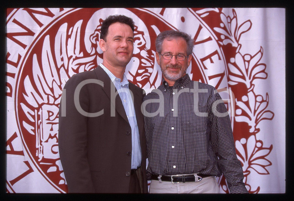 Fotografia d epoca originale Tom HANKS e Steven SPIELBERG FESTIVAL CINEMA VENEZIA 1998 35 mm vintage slide 13 1