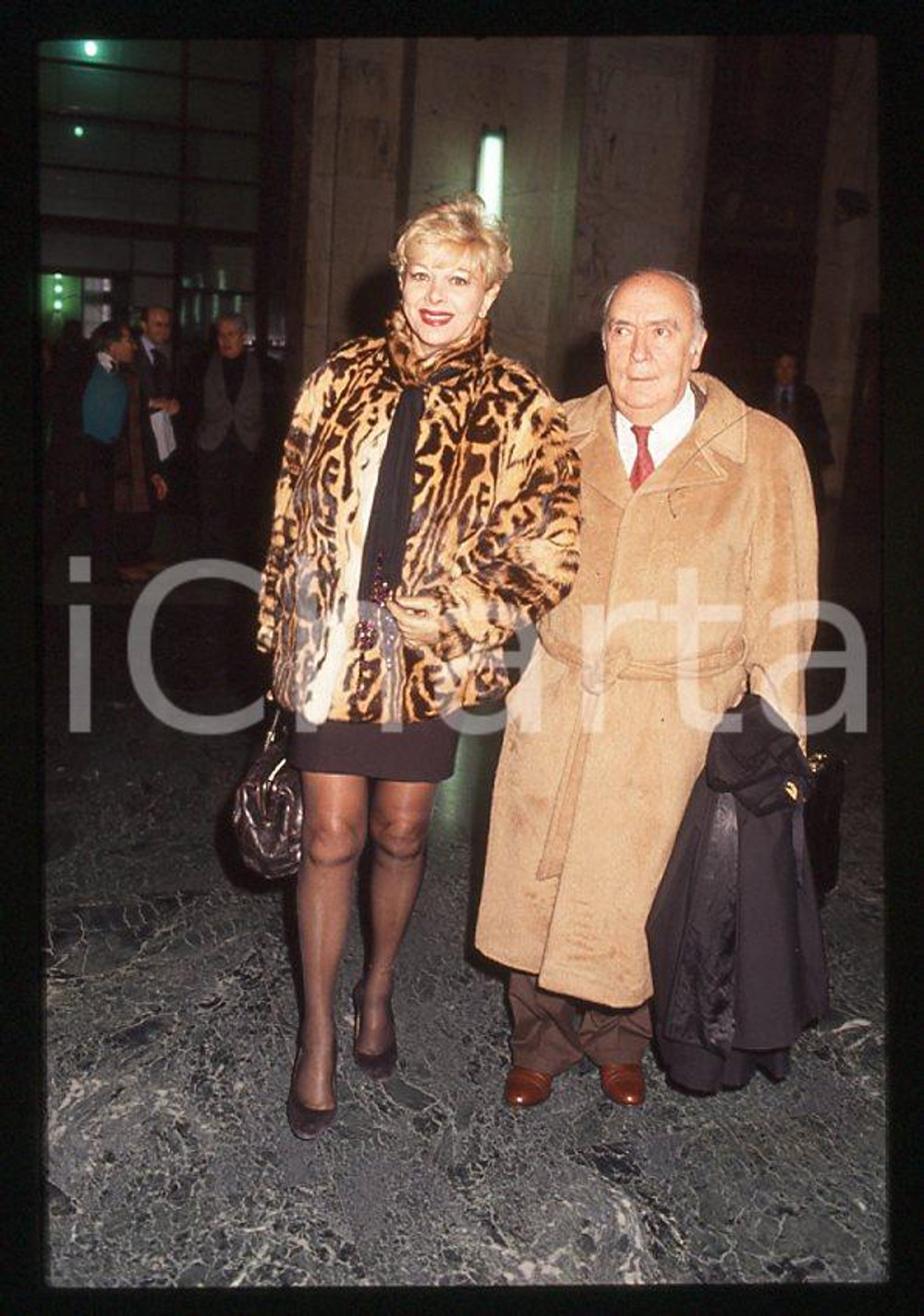 Fotografia d epoca originale Sandra MILO Armando CILLARIO Tribunale di MILANO 1995 ca 35mm vintage slide 17 1
