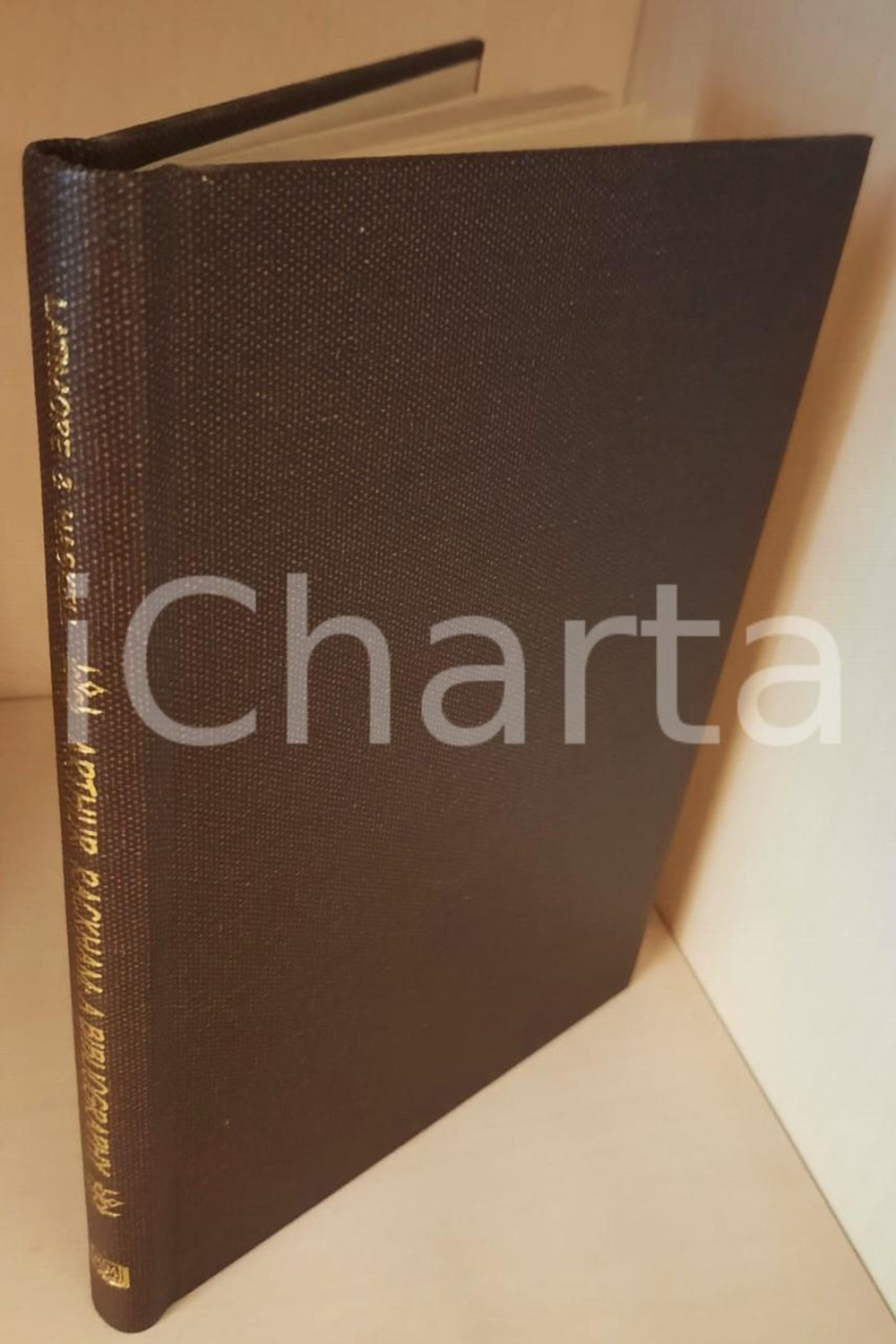 1998 Arthur RACKHAM A bibliography *Facsimile 1936 edition Copertina telata rigida. Opera a cura di Sarah Briggs Latimore e Grace Clark Haskell.Facsimile dell'edizione originale del 1936.PAGINE: 98 GOOD/buono  Formato: 23x17 cm originale e autentica 1