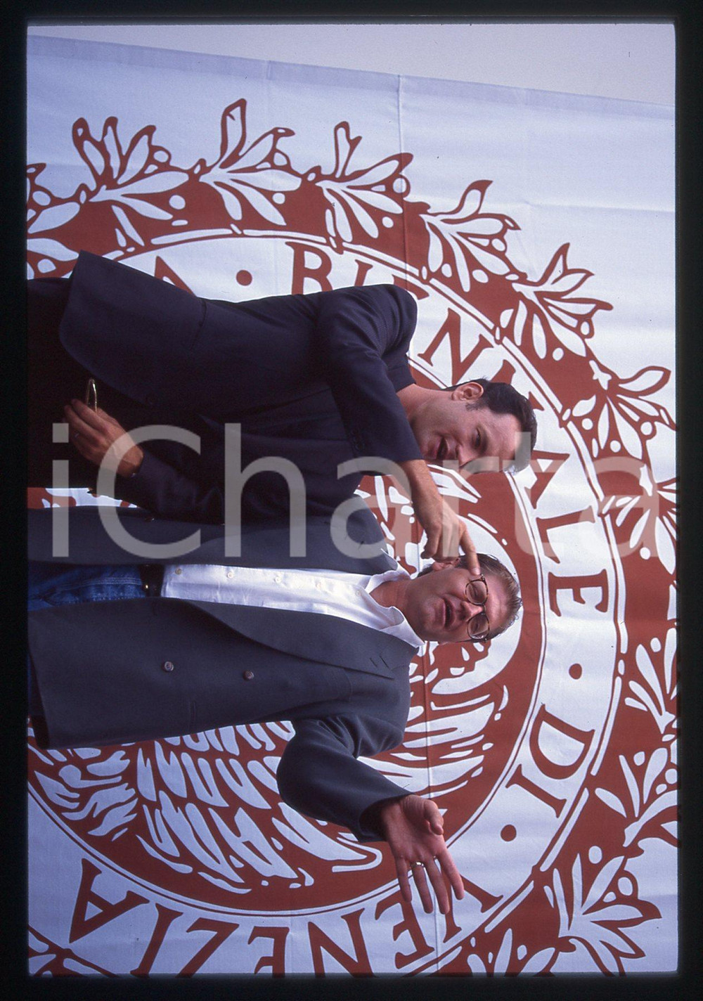 Fotografia d epoca originale Tom HANKS e Robert ZEMECKIS FESTIVAL CINEMA VENEZIA 1994 35 mm vintage slide 9 1