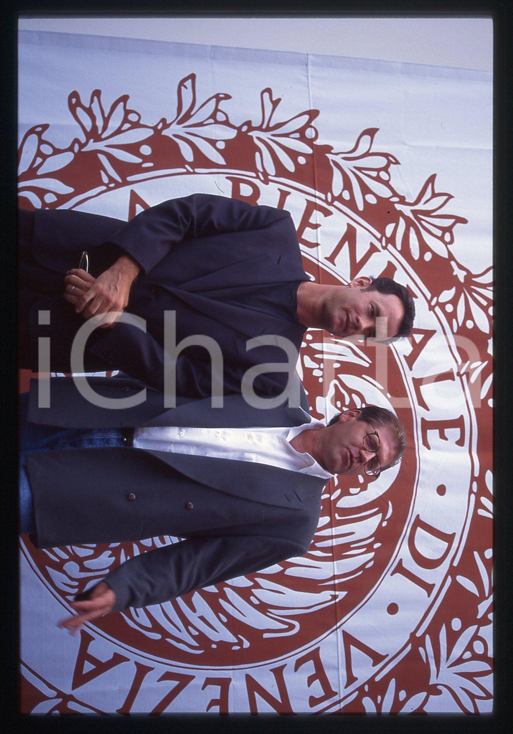 Fotografia d epoca originale Tom HANKS e Robert ZEMECKIS FESTIVAL CINEMA VENEZIA 1994 35 mm vintage slide 11 1