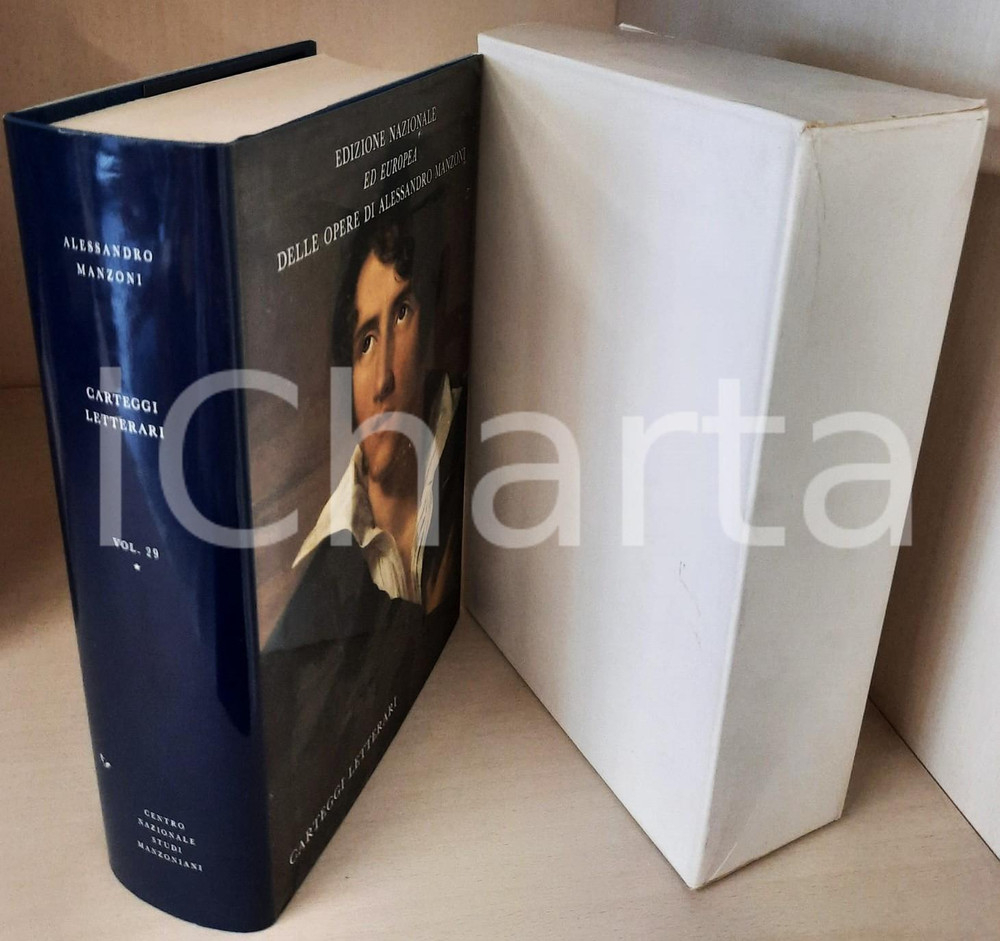 2010 Alessandro MANZONI Carteggi letterari - Vol. 29 tomo I *Ed. Nazionale (12)  Legatura in tela blu, logo "Casa del Manzoni" in oro al centro del piatto, sovraccoperta illustrata, cofanetto in cartoncino.Composizione dei testi nella versione VAL del carattere Baskerville, realizzato nella Stamperia Valdonega di Verona.PAGINE: 684EDITORE: Centro Nazionale Studi Manzoniani - Milano GOOD/buono ma piccola sbrecciatura alla sovraccoperta e piegature e lievi macchie al cartoncino Formato: 22x14 cm originale e autentica 1