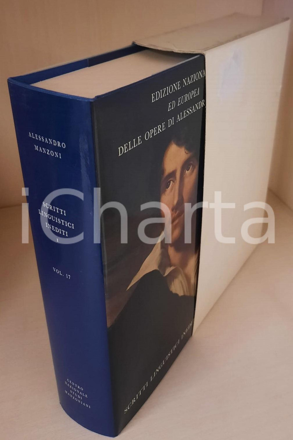 2000 Alessandro MANZONI Scritti linguistici inediti - I - Vol. 17 *Ed. Naz. (1) Edizione Nazionale ed Europea delle opere di Alessandro Manzoni. Legatura in tela blu, logo "Casa del Manzoni" in oro al centro del piatto, sovraccoperta illustrata, cofanetto in cartoncino.Composizione dei testi nella versione VAL del carattere Baskerville, realizzato nella Stamperia Valdonega ad Arbizzano di Verona.PAGINE: 577EDITORE: Centro Nazionale Studi Manzoniani - Milano GOOD/buono ma macchie e sbrecciature alla sovraccoperta Formato: 22x14 cm originale e autentica 1