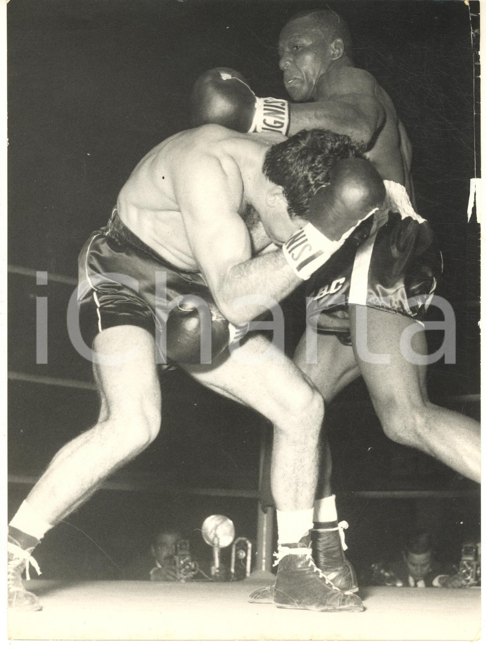 Fotografia d epoca originale 1962 MILANO PUGILATO Duilio LOI Eddie PERKINS  Pesi Welter Foto 18x13 cm 1