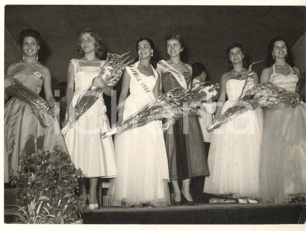 Fotografia d epoca originale 1955 RIMINI Brunella TOCCI eletta MISS ITALIA Foto 18x13 cm 1