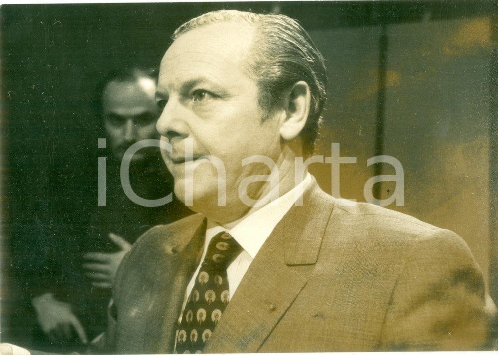 Fotografia d epoca originale 1973 PARIS Alain GRIOTTERAY ospite in tv a A Armes Egales Fotografia 1