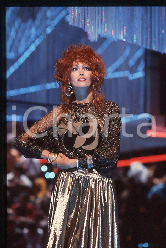 Fotografia d epoca originale Amanda LEAR a Premiatissima 1983  35 mm vintage slide 20 1