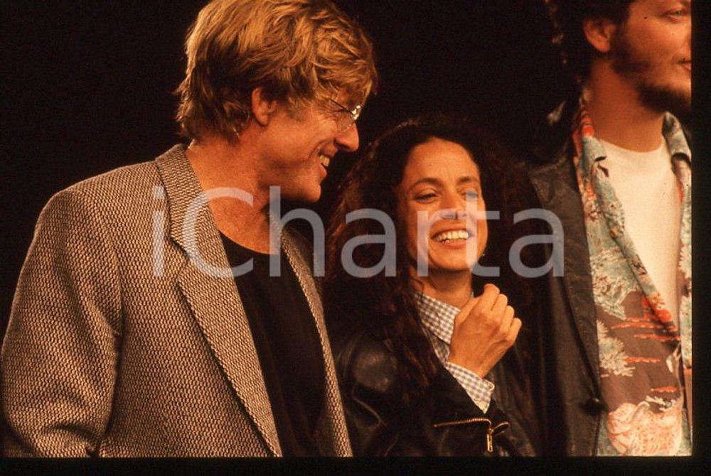Fotografia d epoca originale Robert REDFORD Sonia BRAGA Daniel STERN  CANNES 1988 35mm vintage slide 1 1