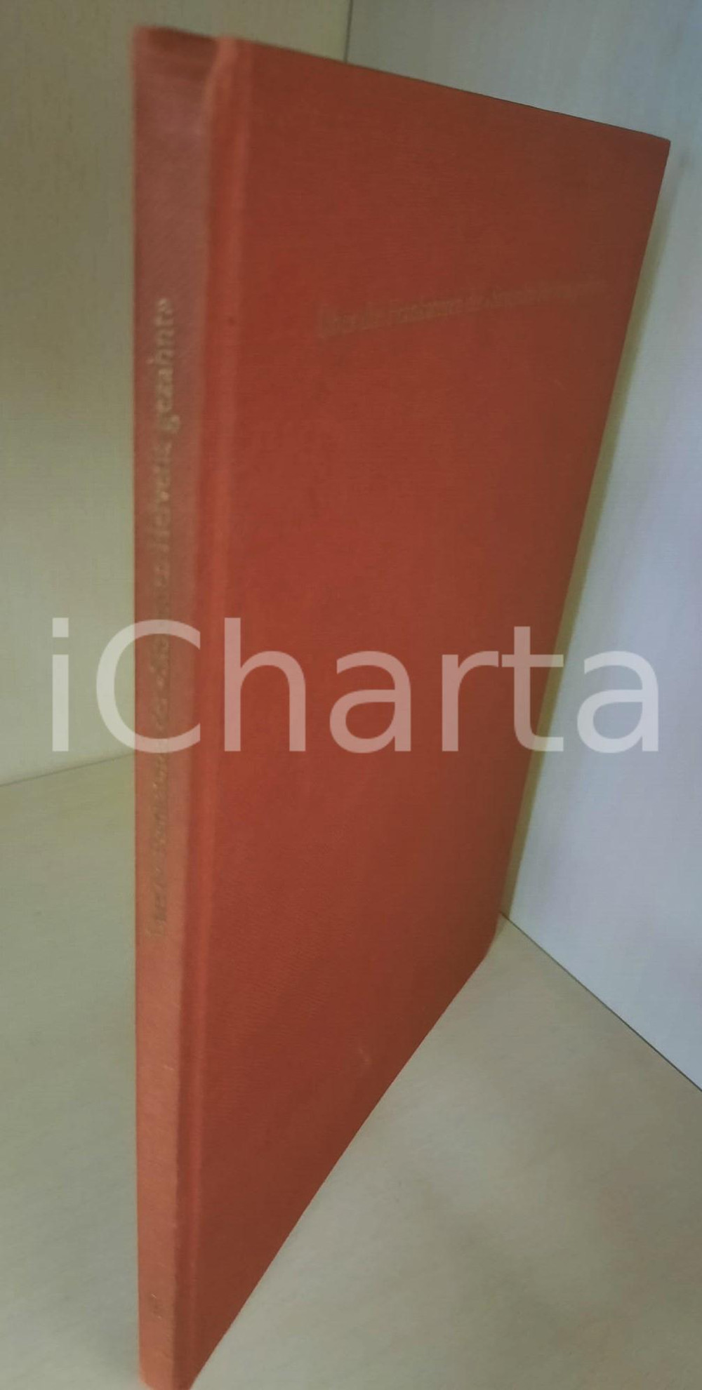 1974 SCHWEIZ Uber die Frankaturen der Sitzenden Helvetia gezahnt Pubblicazione originale, con copertina rigida.PAGINE: 64 GOOD/buono buone condizioni interne, lievi smussature in copertina Formato: 17x25 cm originale e autentica 1