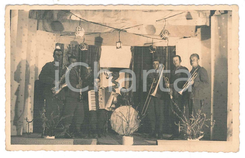 Fotografia d epoca originale 1940 ca COSTUME ITALIA Orchestrina di militari  Fotografia 14x9 cm 1