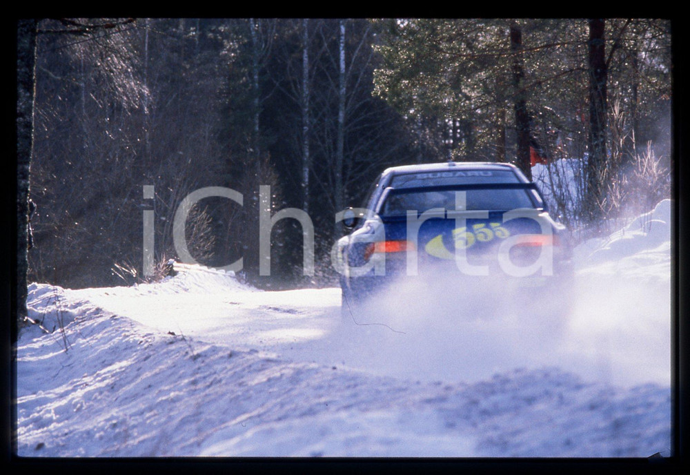 SUBARU IMPREZA S5 WRC '97 - WRC SWEDISH RALLY 1998 35 mm vintage slide Diapositiva d'epoca, in formato 35 mm.CONDIZIONI: GOODE' severamente vietata la riproduzione. Tutti i diritti sono riservati.Nella diapositiva ICharta mette in vendita, sul negozio eBay e in esclusiva sul sito "icharta" il proprio archivio composto da numerose diapositive e negativi fotografici d'epoca, tutti originali e autentici, che attraversano la storia del costume italiano tra gli la fine degli anni Sessanta e Novanta.Si tratta di uno sguardo inedito sull'attualità , la politica, la vita quotidiana, il gossip e la cultura, che fotografa il cambiamento della nazione in quest'ultimo scorcio del XX secolo. Un'occasione unica per il mercato del collezionismo, che vede finalmente disponibile un archivio eccezionale per vastità , tematiche e condizioni, in un settore (il negativo fotografico e la diapositiva) di assoluta novità  e dalle interessanti prospettive di investimento.  GOOD/buono   originale e autentica 1