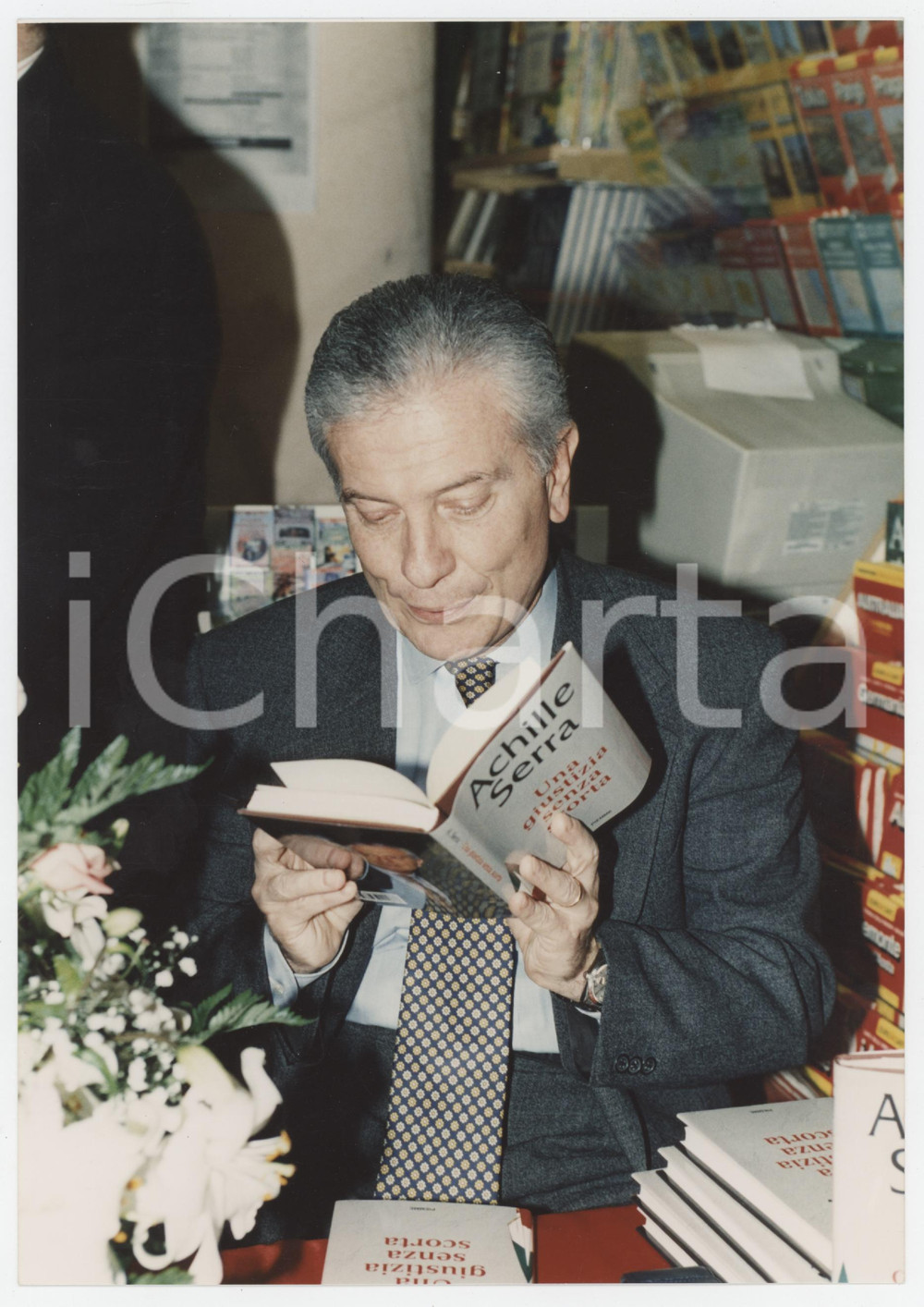 Fotografia d epoca originale 1996 ITALIA Achille SERRA presenta Una giustizia senza scorta  Foto 15x22 1 1