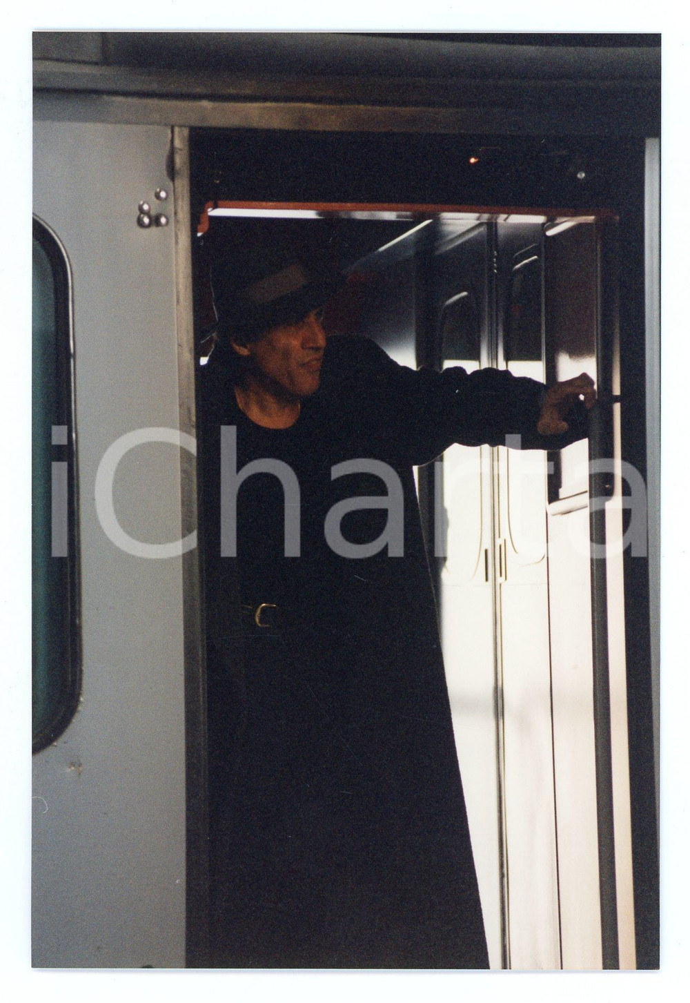Fotografia d epoca originale 1994 FERROVIE DELLO STATO Adriano CELENTANO Backstage spot  Foto 10x15 cm 16 1