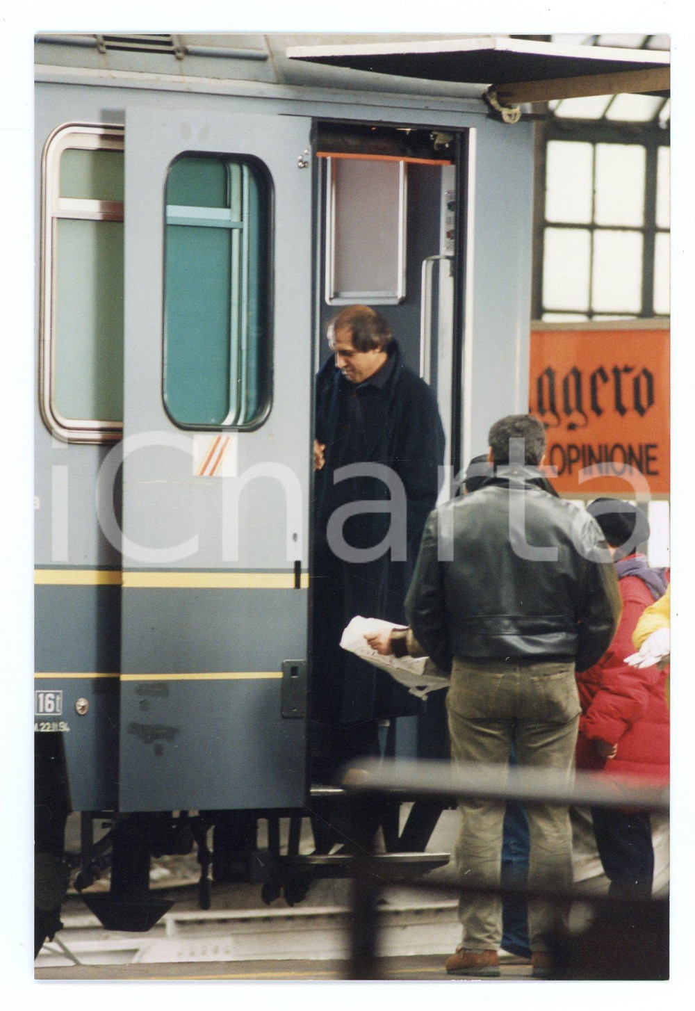 Fotografia d epoca originale 1994 FERROVIE DELLO STATO Adriano CELENTANO Backstage spot  Foto 10x15 cm 27 1