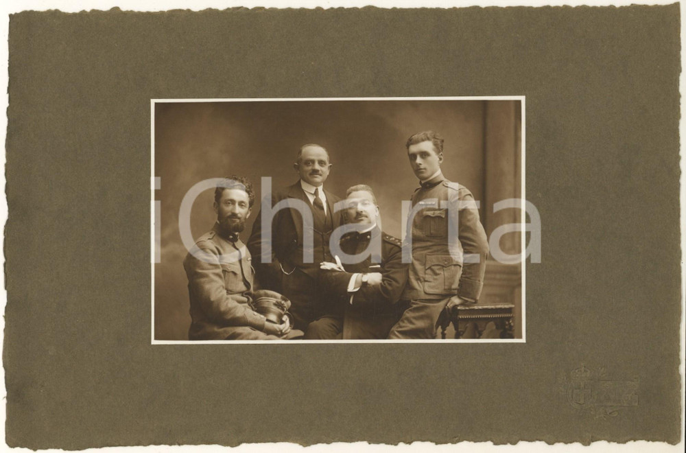 Fotografia d epoca originale 1915 ca WW1 MILANO REGIO ESERCITO Ufficiali e borghese  Foto GUIGONI /COMOLETTI 1