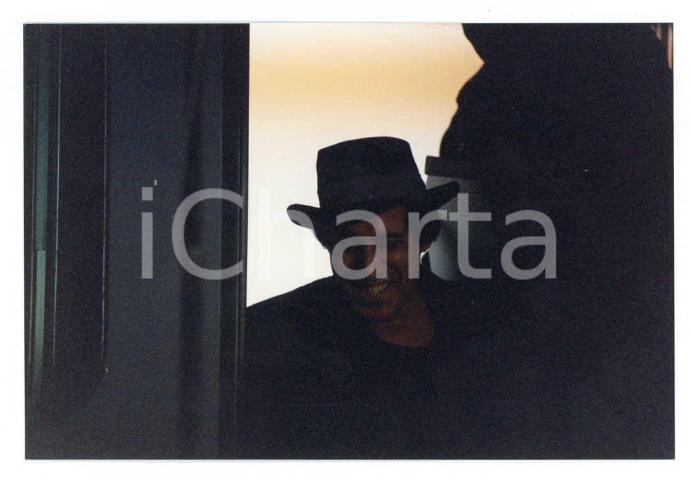 Fotografia d epoca originale 1994 FERROVIE DELLO STATO Adriano CELENTANO Backstage spot  Foto 15x10 cm 43 1