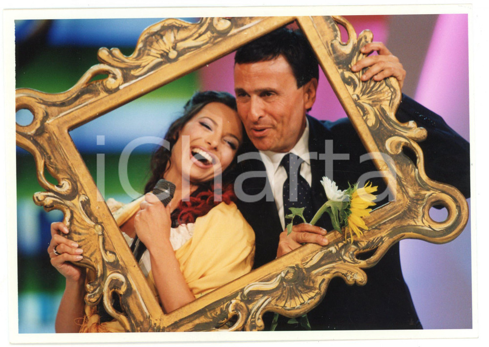 Fotografia d epoca originale 2000 ca LA SAI L ULTIMA Gigi SABANI Natalia ESTRADA Foto 18x12 cm 1