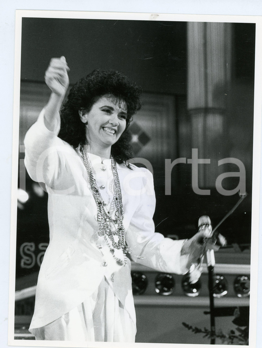 Fotografia d epoca originale 1985 ca ITALIA  MUSICA Marina FIORDALISO Ritratto  Foto 18x24 cm 4 1