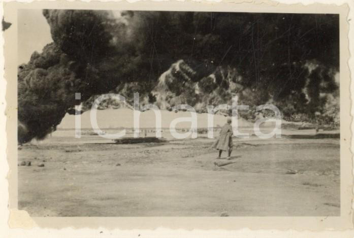 Fotografia d epoca originale 1918 ? WW1 ZONA DI GUERRA Truppe italiane  Azione con lanciafiamme 5 Foto 9x7 1