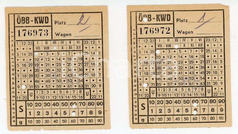 Oggetto da collezione cartaceo 1950 ca OSTERREICH Lot of 2 tickets OBB  KWD Linie Wien  Salzburg  7x8 cm 1