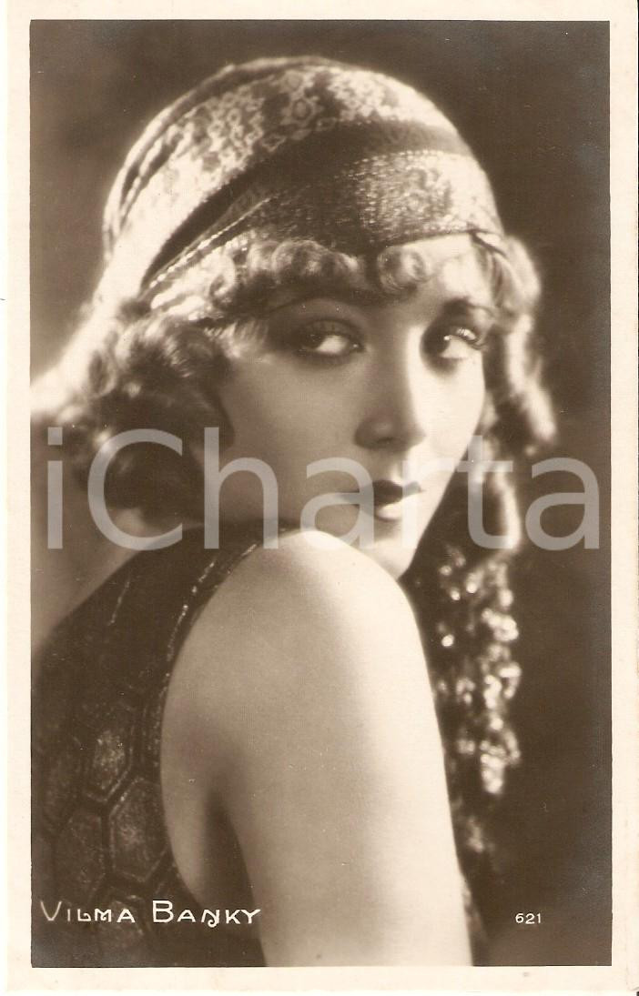 Cartolina originale da collezione 1950 ca CINEMA Attrice Vilma BANKY indossa foulard  Cartolina 1