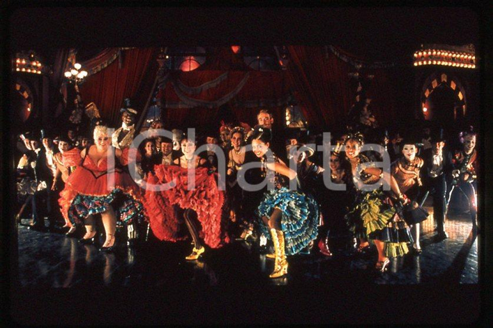 Fotografia d epoca originale MOULIN ROUGE Scena del film 2001  35mm vintage slide 1