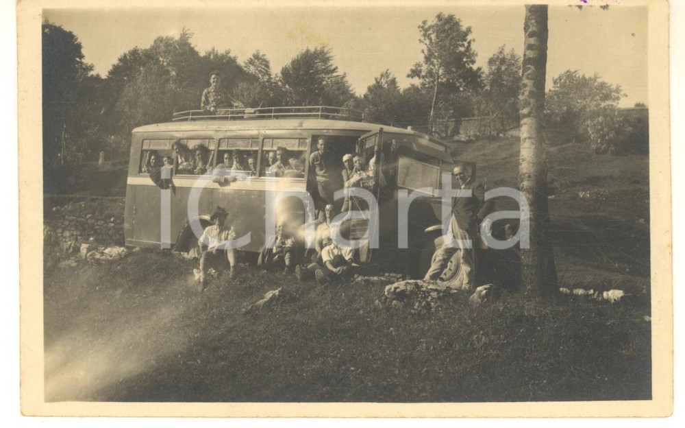 Fotografia d epoca originale 1925 ca ESCURSIONISMO Gruppo CAI MESTRE  Gita in pullmino Foto 14x9 cm 2 1
