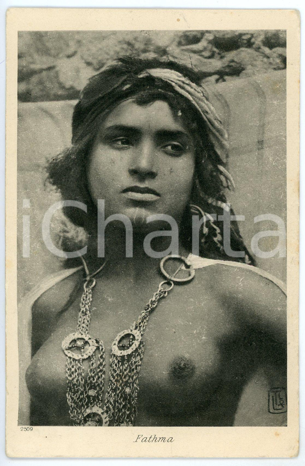 1915 ca ETHNIC NUDE ARAB - Girl - Fathma  - Old postcard topless  Cartolina postale d'epoca, non viaggiata.CONDIZIONI: F (lievi piegature angolari)FORMATO: FP    originale e autentica 1